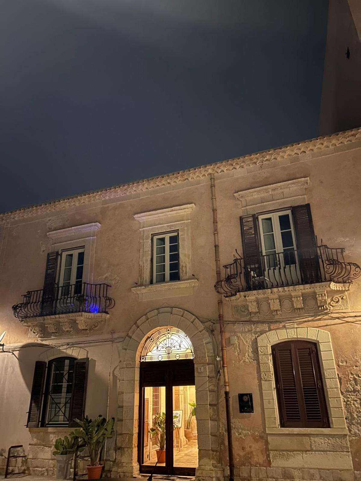 Palazzo Gancia exclusive holiday homes Syracuse Exterior foto